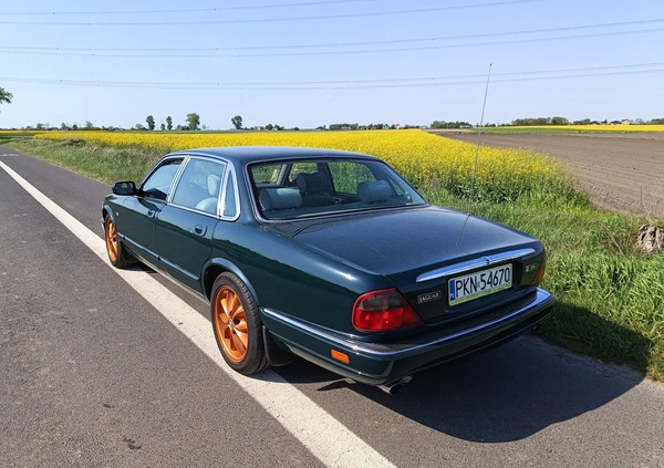 Jaguar XJ cena 20000 przebieg: 408386, rok produkcji 1995 z Golina małe 67